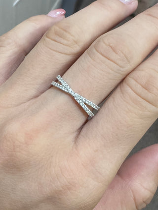 4.5mm Diamond Criss Cross Band - Johnny Jewelry