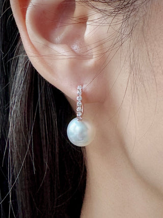 11.5mm South Sea Pearl Diamond Huggie Earrings