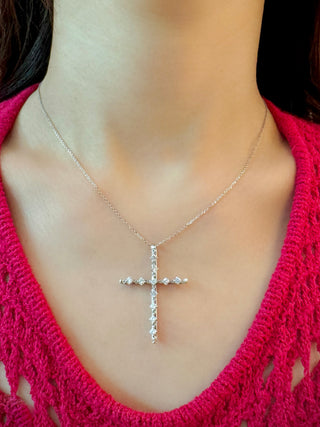 Chain Link Diamond Cross