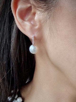 11.5mm South Sea Pearl Diamond Huggie Earrings
