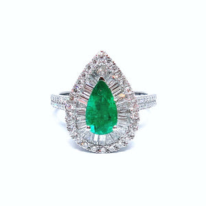 Diva Pear Shaped Emerald & Baguette Diamond Ring - Johnny Jewelry