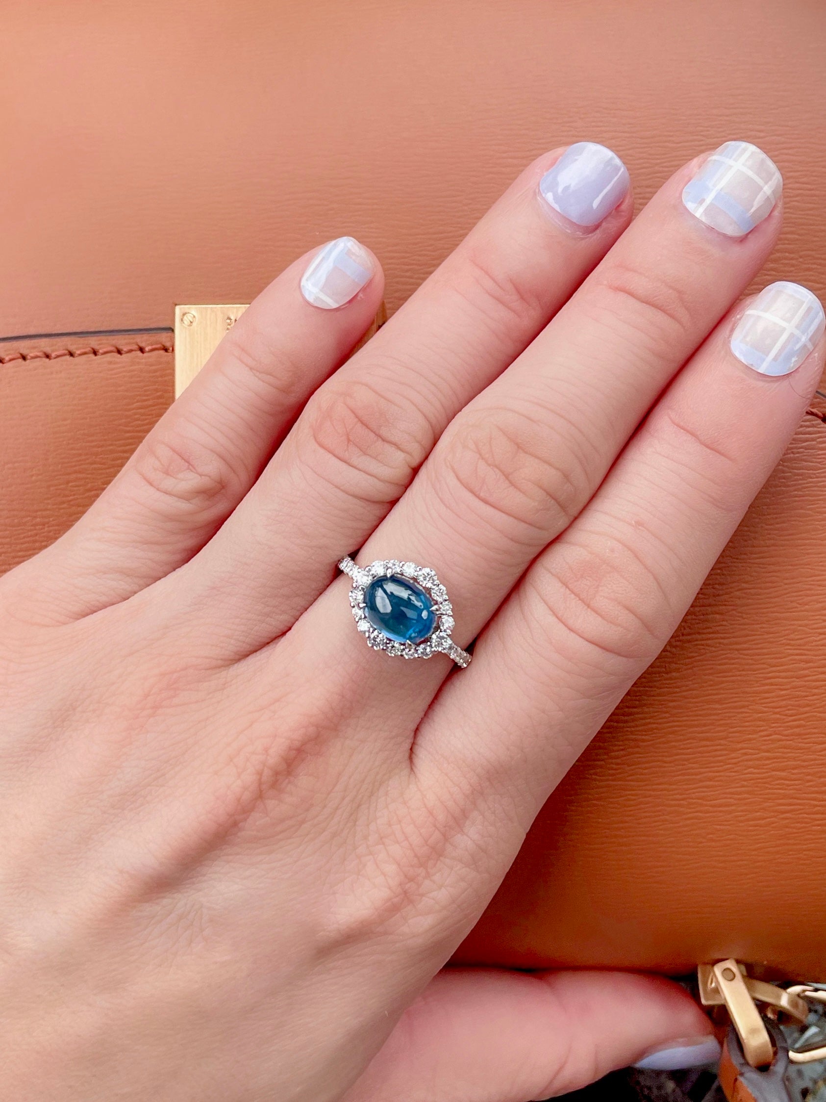 Womens Cabochon Blue Sapphire Diamond Ring 18K Gold 8.39 ct