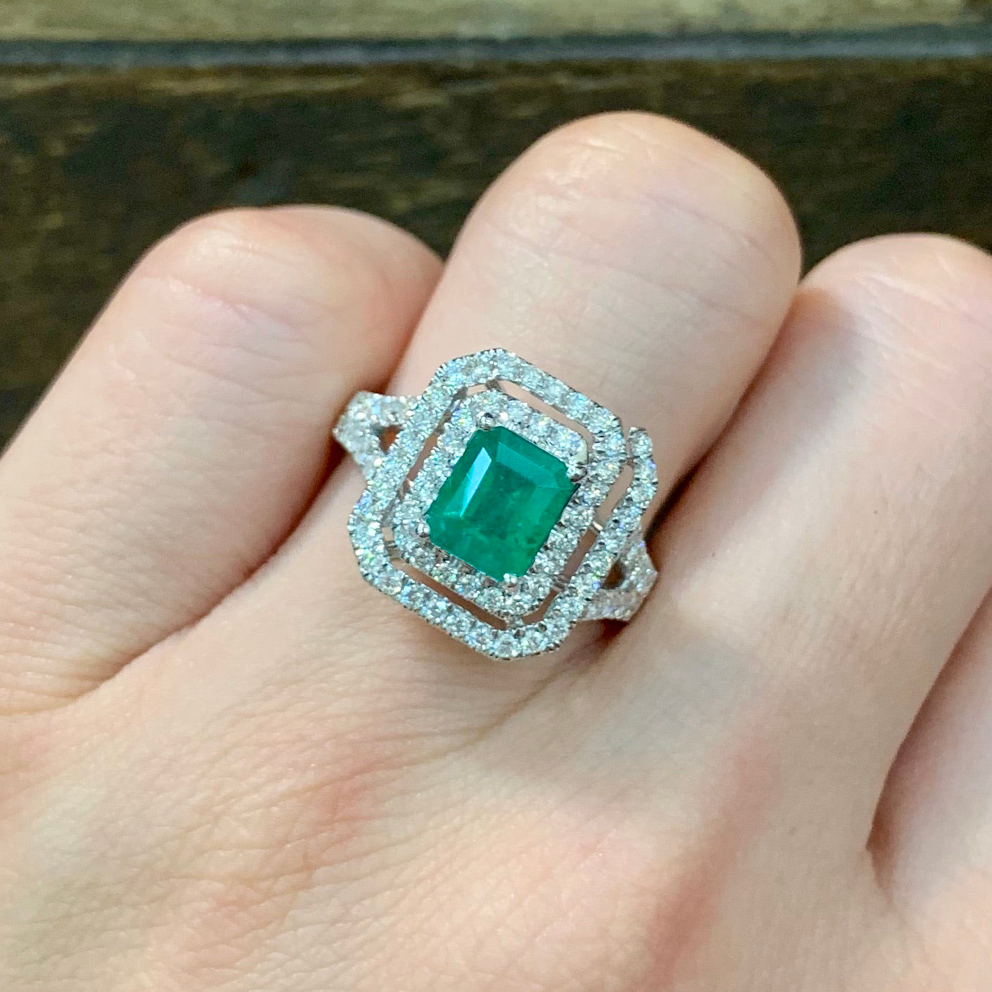 Emerald ring with diamond halo Clearance