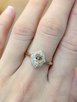 Gatsby Morganite & Diamond Ring
